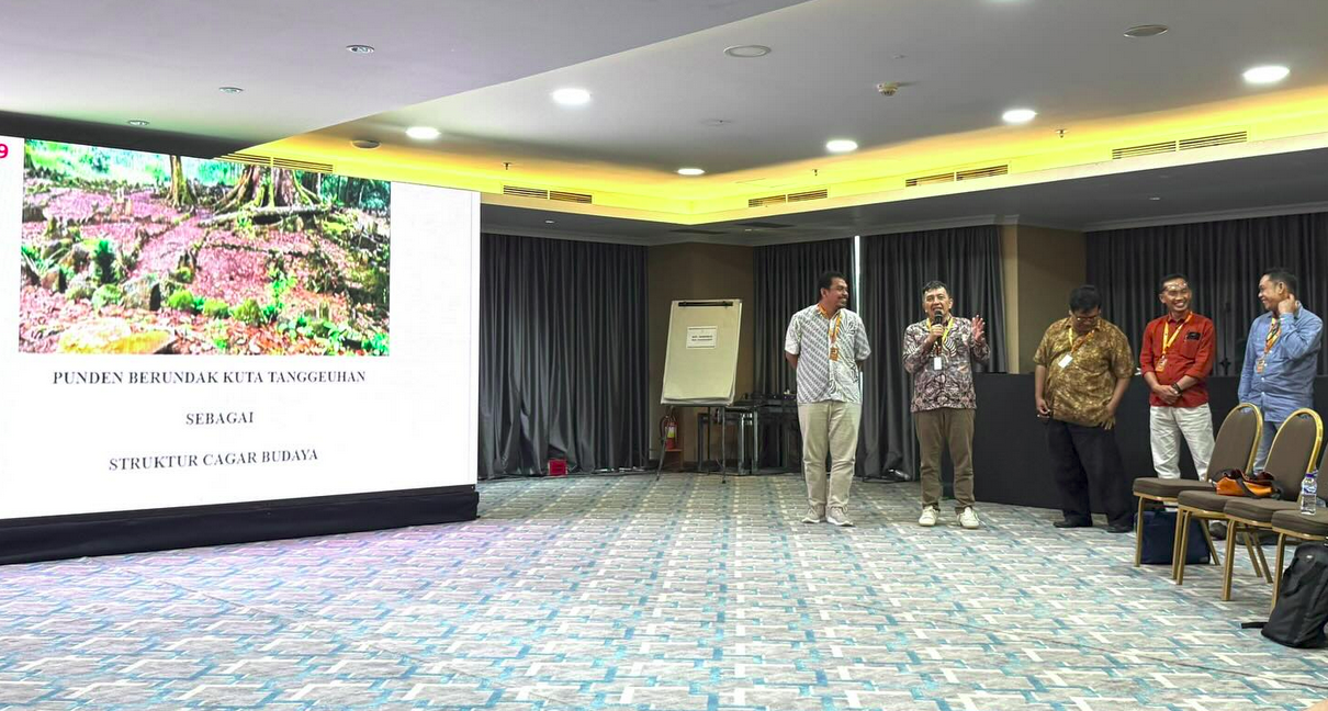 TACB Cianjur Angka Isu Kuta Tanggeuhan di Loka Karya Nasional Cagar Budaya